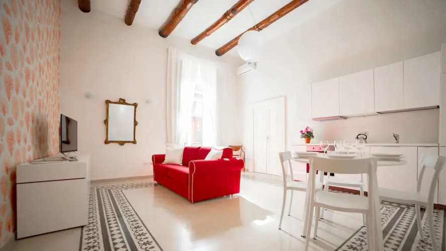 Italianway - Piedigrotta 54 A