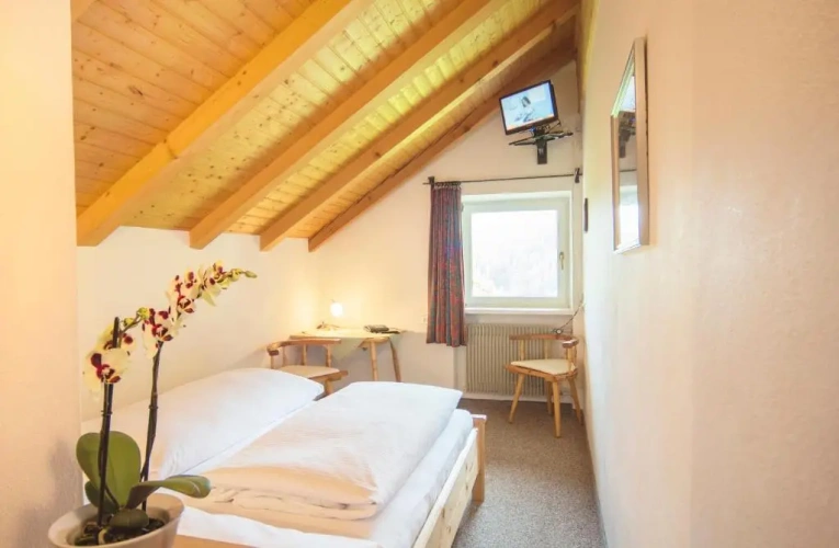 2 Bedrooms Suite