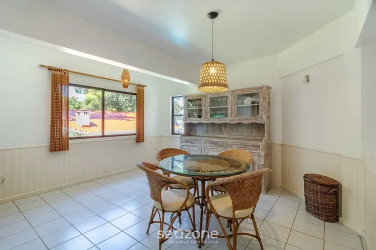 4BR House Pool & BBQ 500m From Beach Che0401