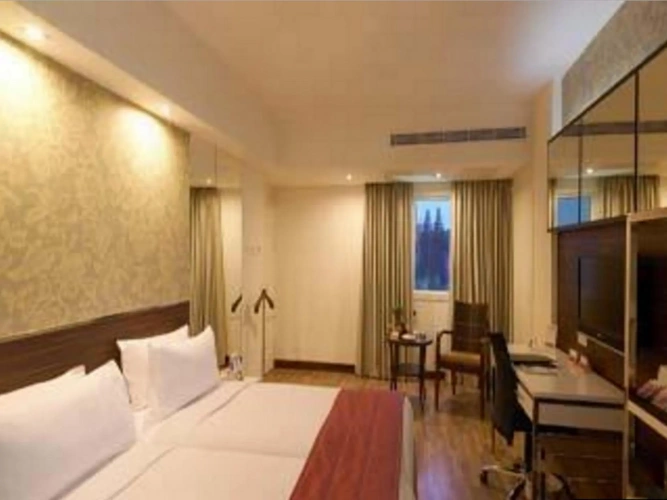 Standard Double room with view