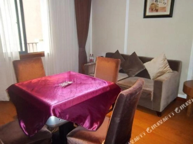 Xianshan Liuyun Holiday Hotel