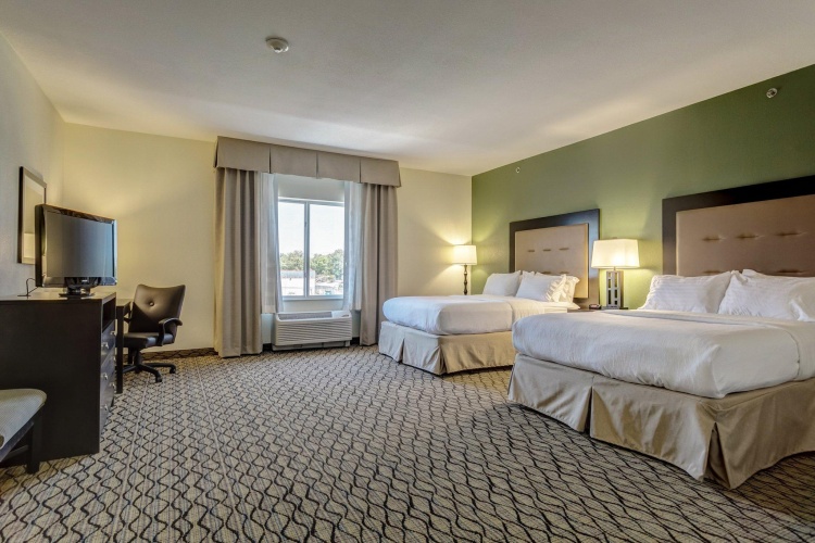 Quadruple Suite
