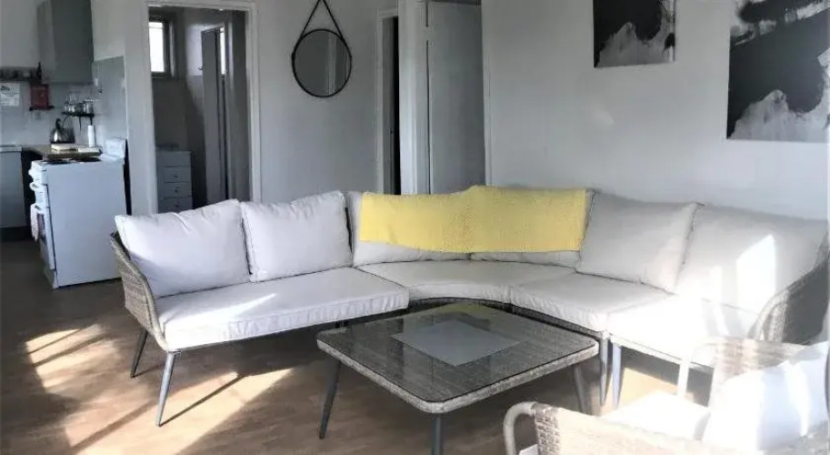 Kon Tiki Apartments