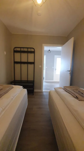 Álfholsvegur 84