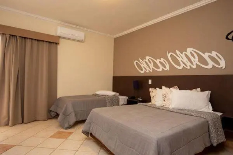 Universitário Hotel