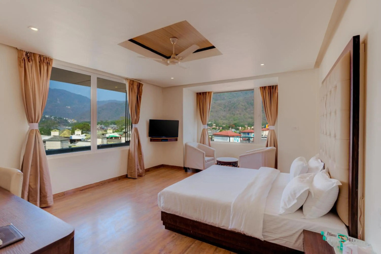 Hotel Vasundhara Palace Rishikesh