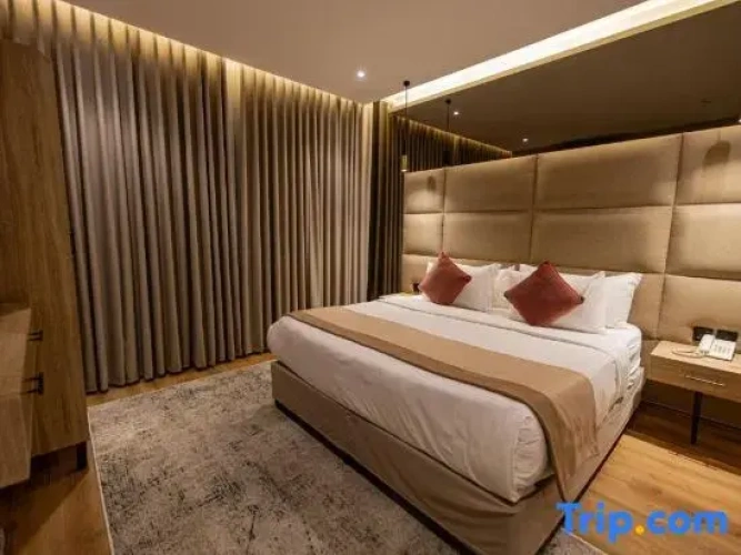 2 Bedrooms Double Apartment