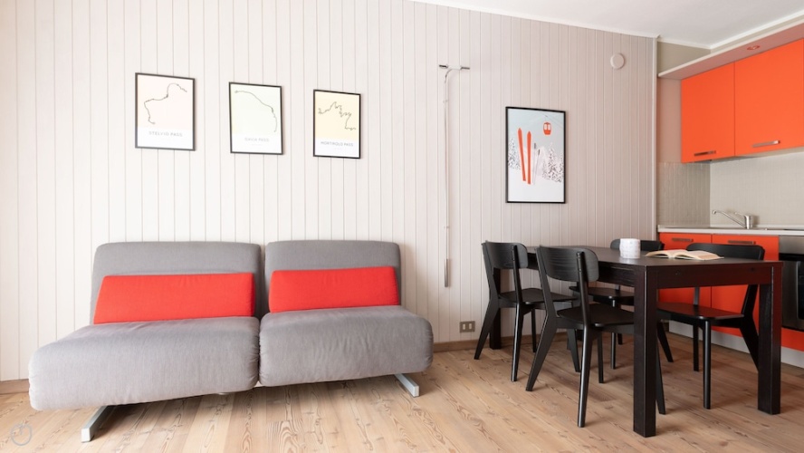 1 Bedroom Apartment with balcony