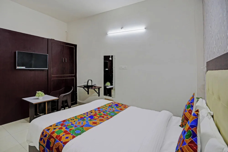 Shree Hotel