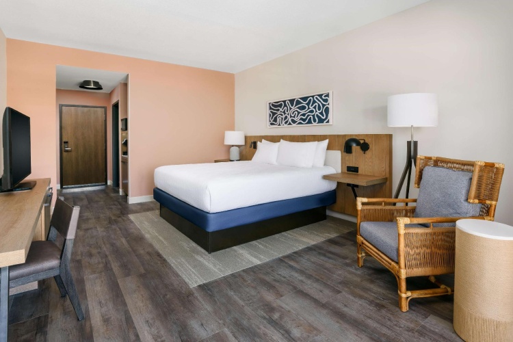 Standard Double room with bay view
