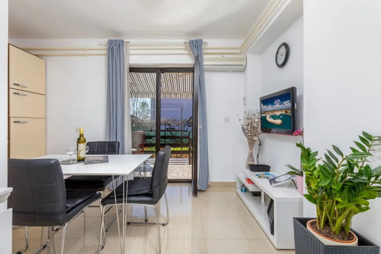 Dany Apartments