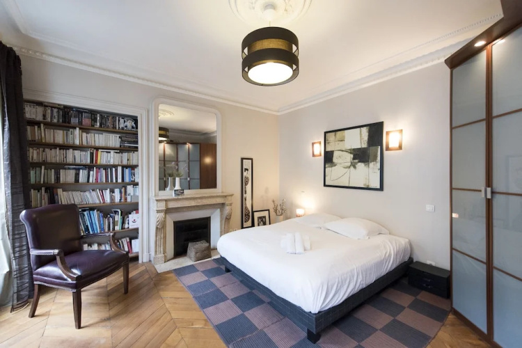 Comfortable near Montmartre