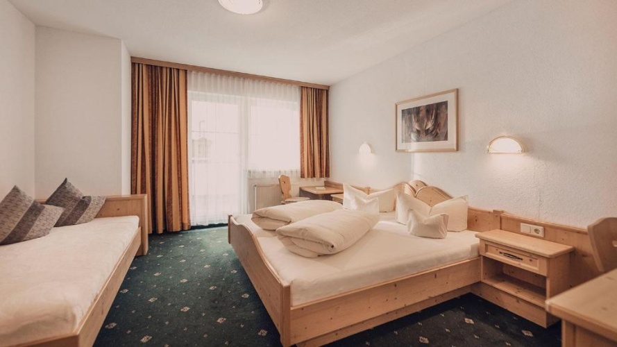 Standard Double room with balcony and with view