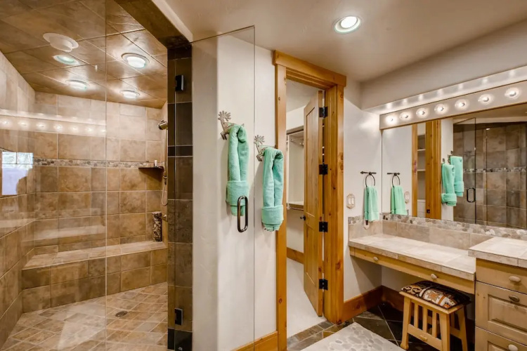 2118-A Vermont Rd Rental