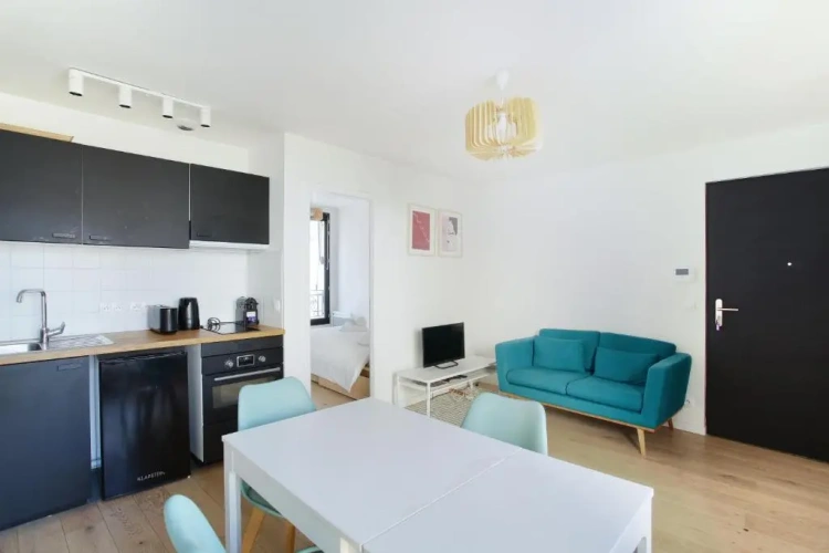1 Bedroom Apartment