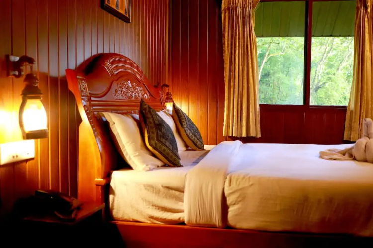 Seven Springs Plantation Resort
