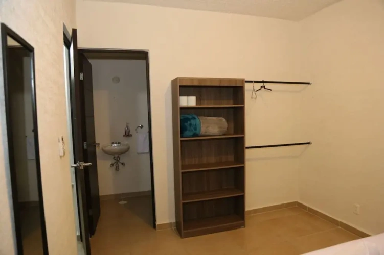3 Bedrooms Apartment