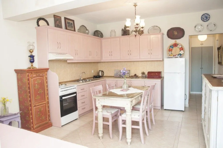 Brezza Apartment F