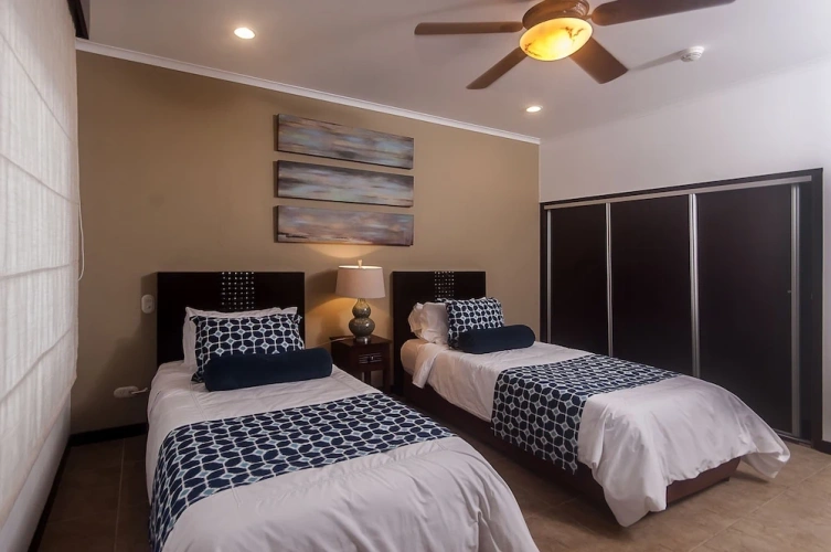 2 Bedrooms Deluxe Apartment beachfront
