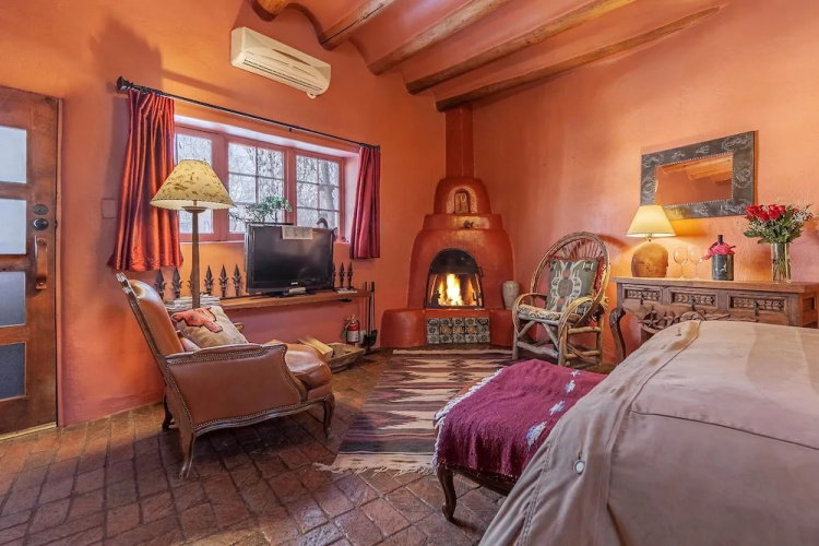Adobe & Pines Inn