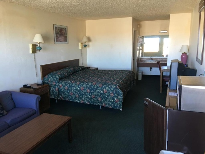 Standard Quadruple room with view