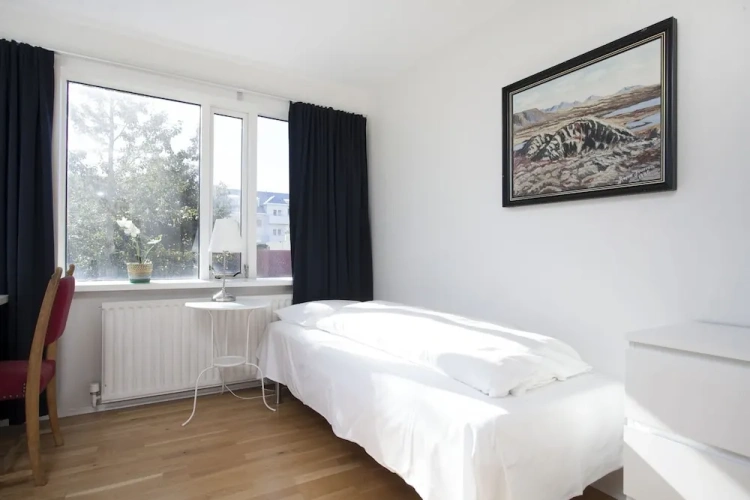 3 Bedrooms Apartment