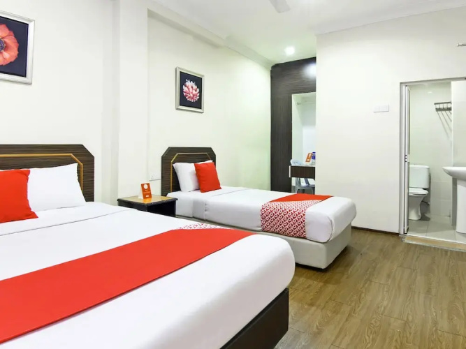 Oyo 327 Buddys Hotel