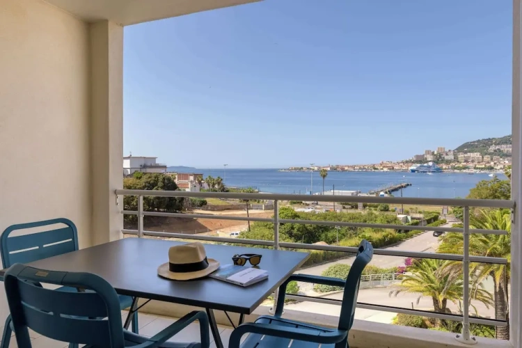 Quadruple Suite with sea view
