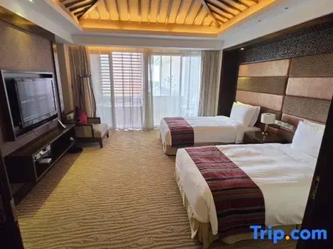 2 Bedrooms Suite