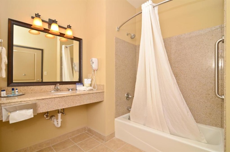 1 Bedroom Double Suite