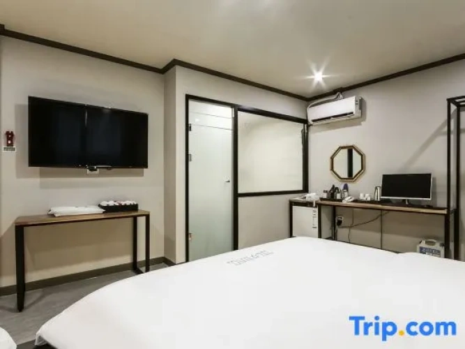 Premium Twin room