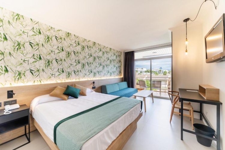 Standard Double room with sea view