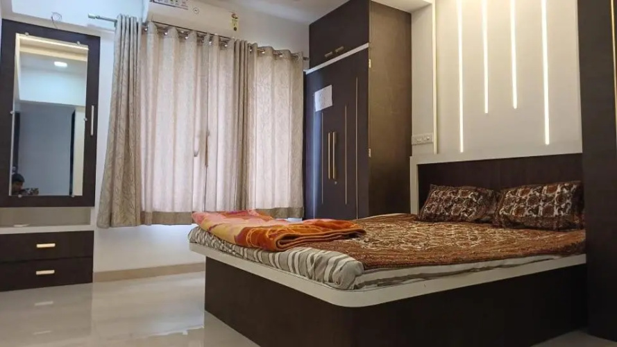 2bhk fully furnished flat
