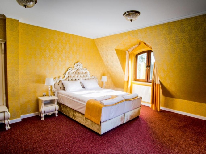 Deluxe Triple room