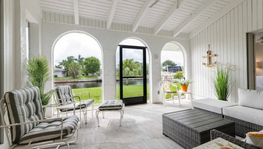2 Bedrooms Cottage