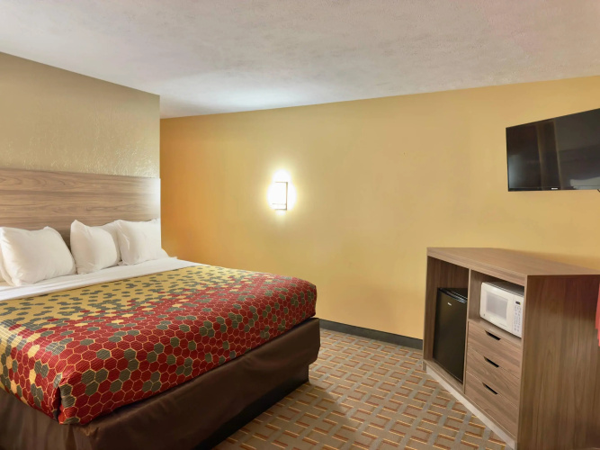 Econo Lodge Lansing - Leavenworth