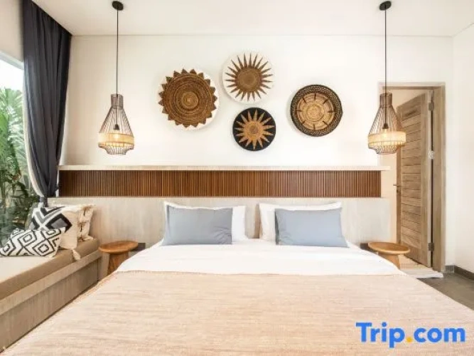 4 Bedrooms Villa