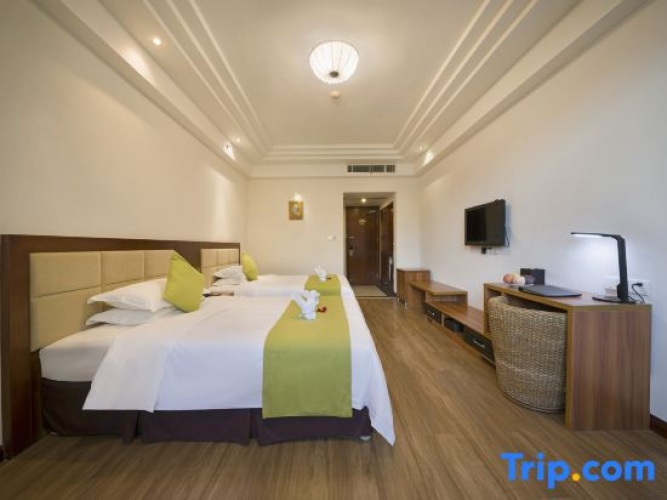 Standard Double room with garden view