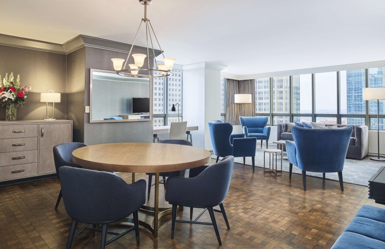 The Marquette Hotel, Curio Collection by Hilton photo 7