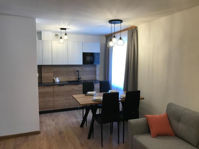 1 Bedroom Apartment