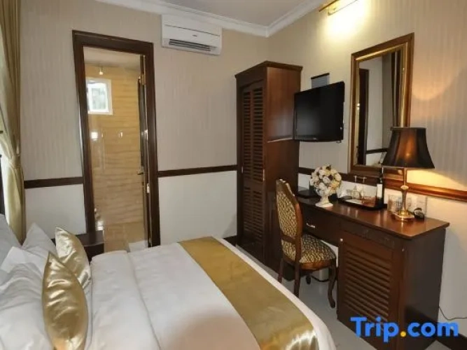 Superior Quadruple room