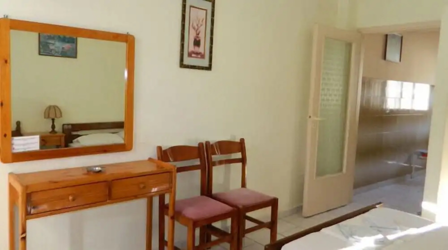 Logaras Apartments