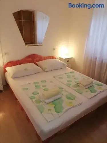 Rooms Mara
