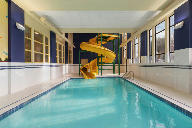 Hampton Inn & Suites by Hilton Langley-Surrey photo 18