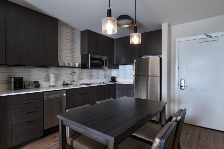1 Bedroom Quadruple Suite