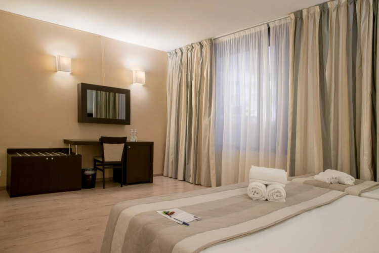 Hotel Executive