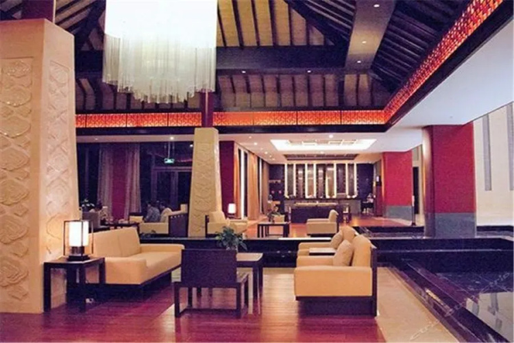 Cloud Hotel & Resort