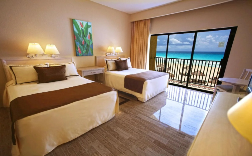 The Royal Islander – An All Suites Resort