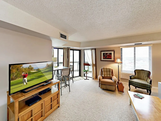 20th Avenue North #1004 - 2 Br Condo