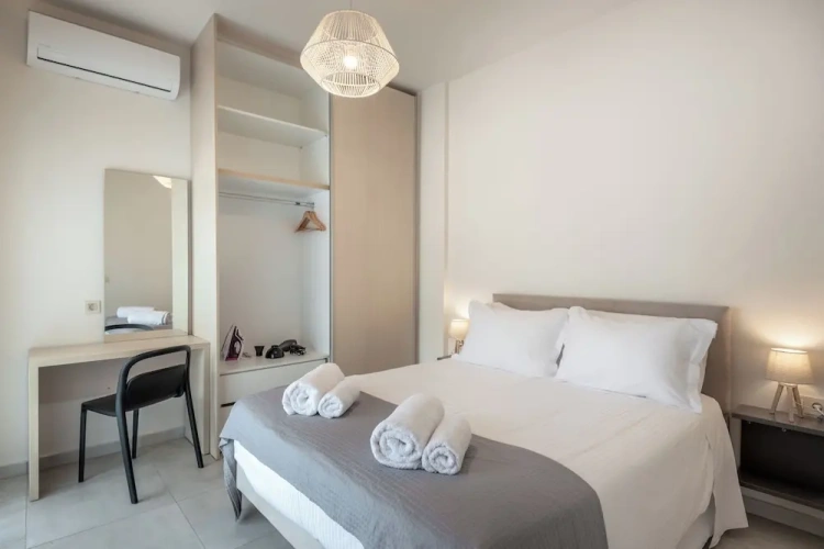 Family Apartment with balcony and with city view